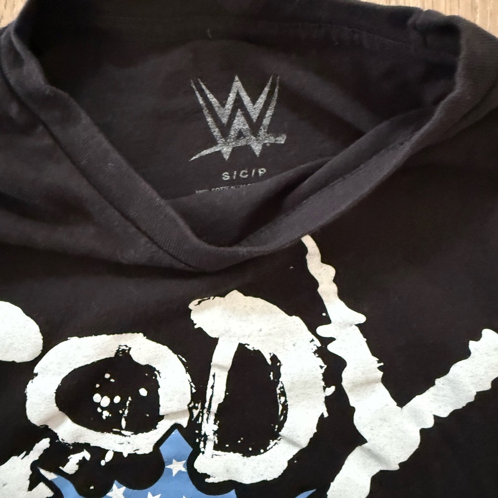 Black Cody Rhodes WWE T-Shirt small - Picture 2 of 3